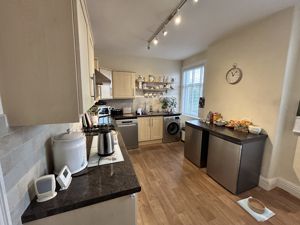 Photo 6- click for photo gallery